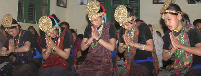 tour-in-sirubari-village